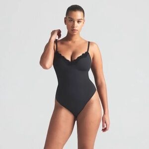 SKIMS Fits Everybody Lace Push-up Bodysuit Onyx 4X